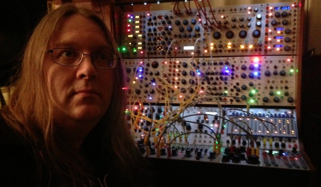 Thomas Dimuzio with Buchla 200e.jpg