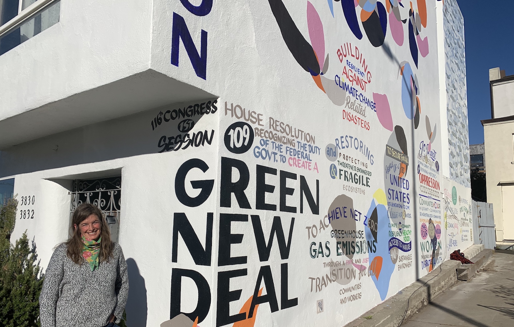 Georgia Hodges and mural photo Becky SB 12-20_3