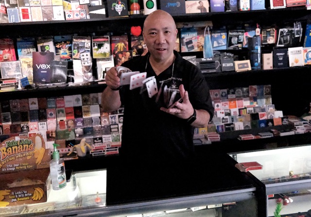 ミュージック MAGIC SHOP magic.2.jpeg