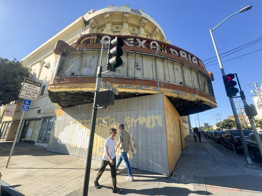 alexandria-theater-photo-tom-